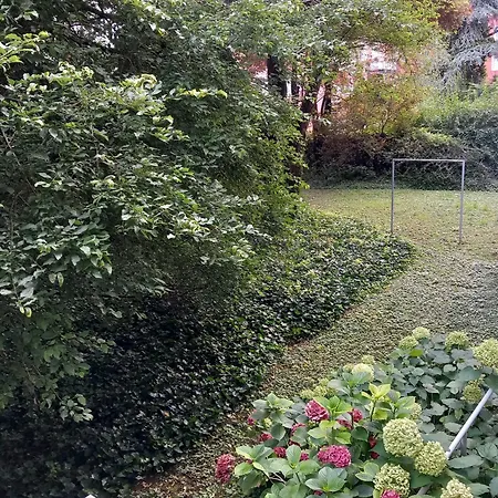 200 Meter Zum Rheinauhafen *