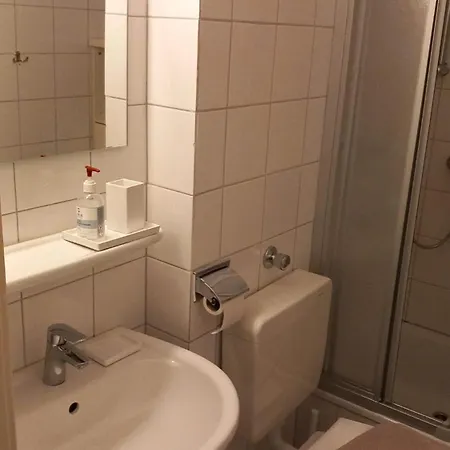 Séjour chez l'habitant 200 Meter Zum Rheinauhafen Cologne