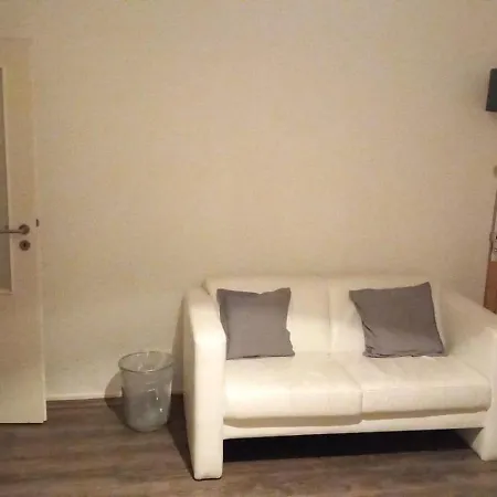 Homestay 200 Meter Zum Rheinauhafen