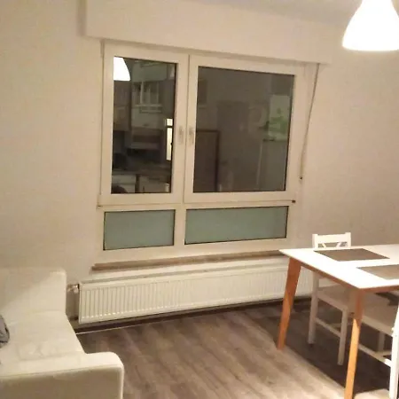 200 Meter Zum Rheinauhafen Homestay szállás *