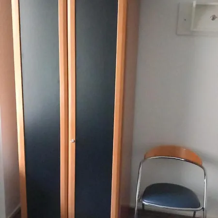 200 Meter Zum Rheinauhafen *